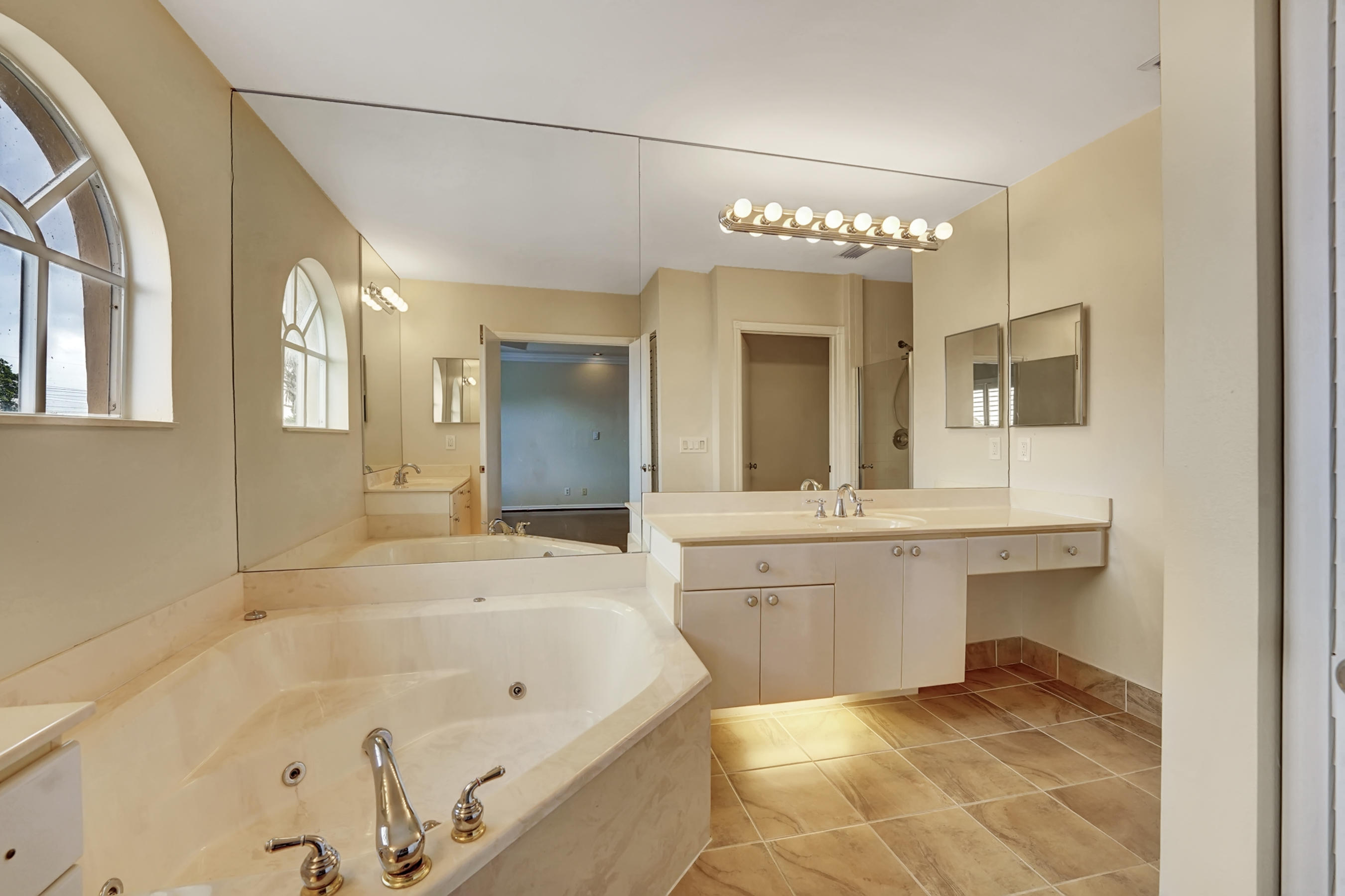 18672 Sea Turtle Lane Boca Raton, FL 33498 - Photo 26 of 46 DSC05041