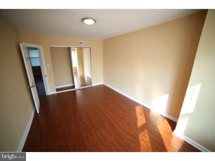 5847 Brush Road Philadelphia, PA 19138 - Photo 16 of 25 Bedroom - Main