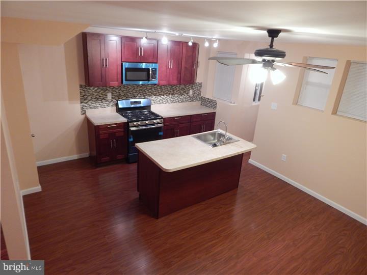 5847 Brush Road Philadelphia, PA 19138 - Photo 5 of 25 Kitchen