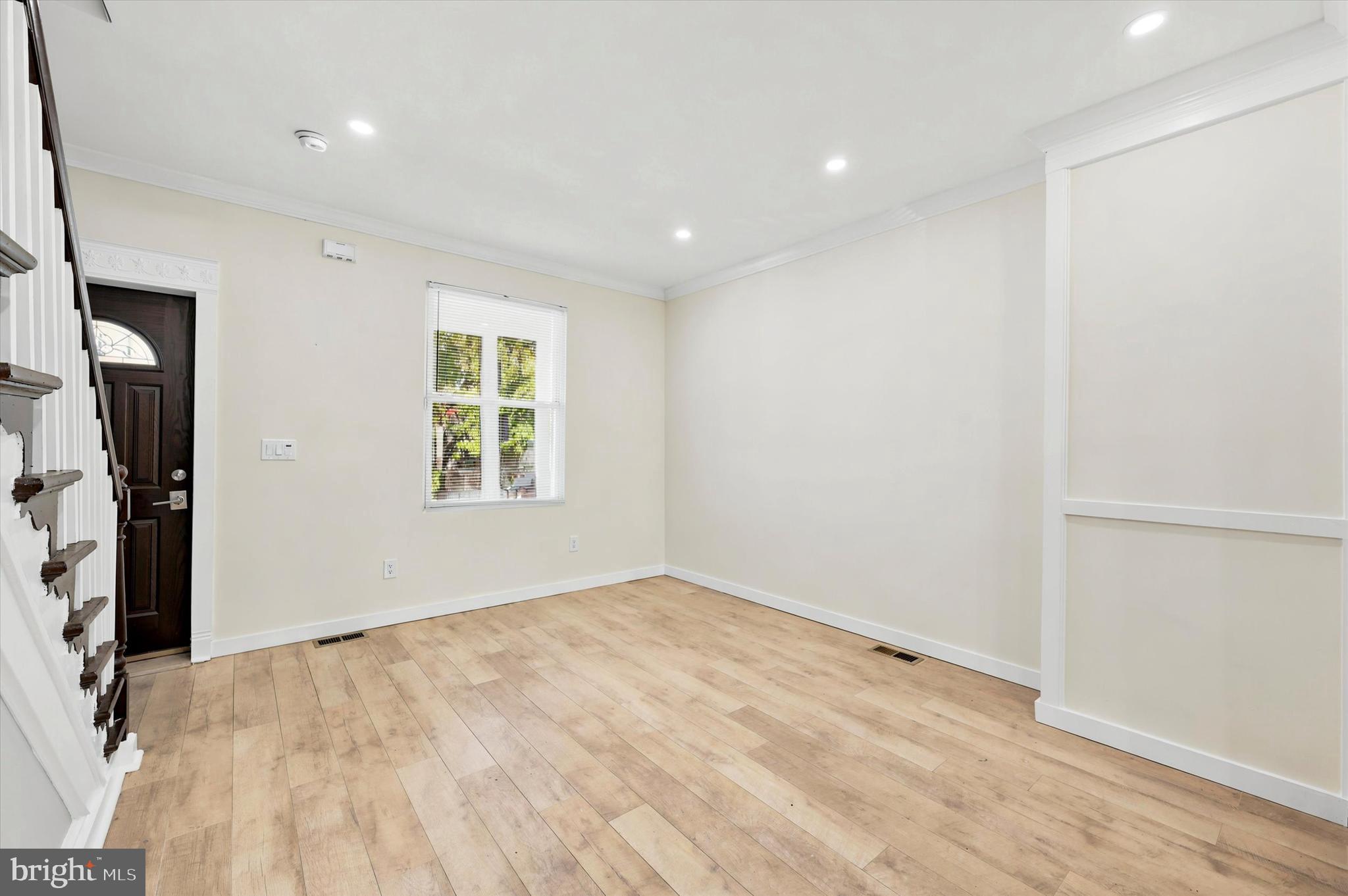 6247 Clearview Street Philadelphia, PA 19138 - Photo 4 of 25