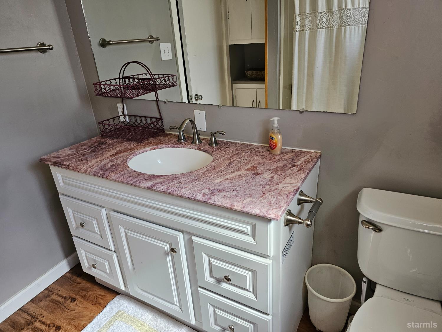 331 South Warren Street, Unit ABC Bishop, CA 93514 - Photo 13 of 38 331 A bathroom
