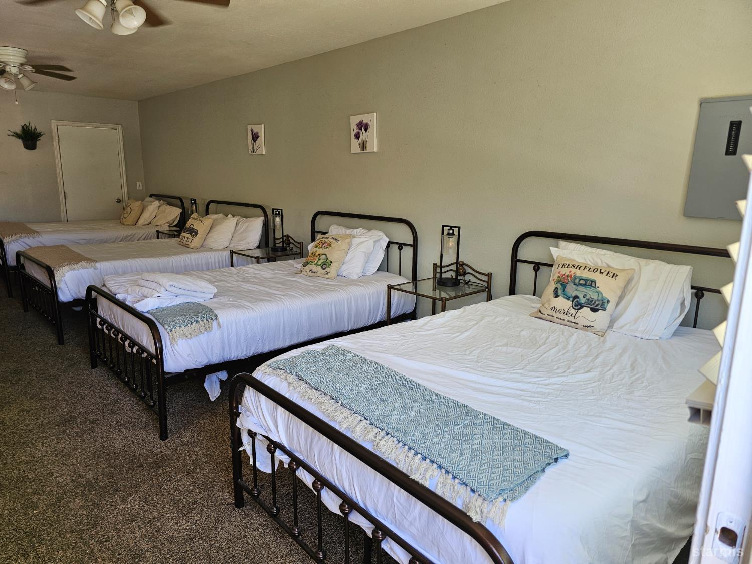 331 South Warren Street, Unit ABC Bishop, CA 93514 - Photo 33 of 38 331 C Studio