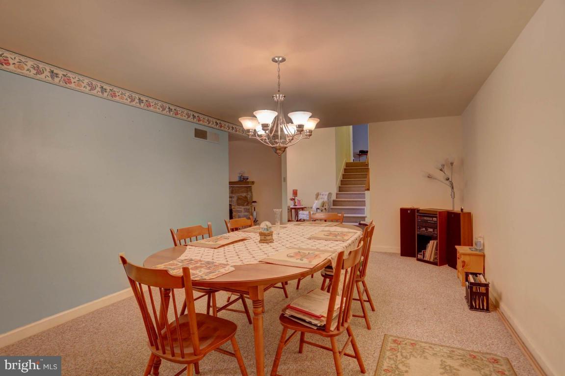 1437 Eden Road Lancaster, PA 17601 - Photo 8 of 18