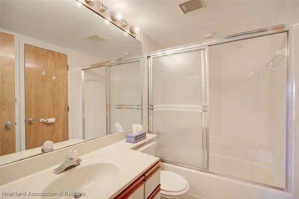 $128,000 | 4729 Casablanca Circle, Unit C2, Sebring, FL 33870