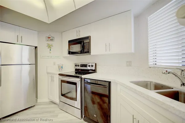 $128,000 | 4729 Casablanca Circle, Unit C2, Sebring, FL 33870