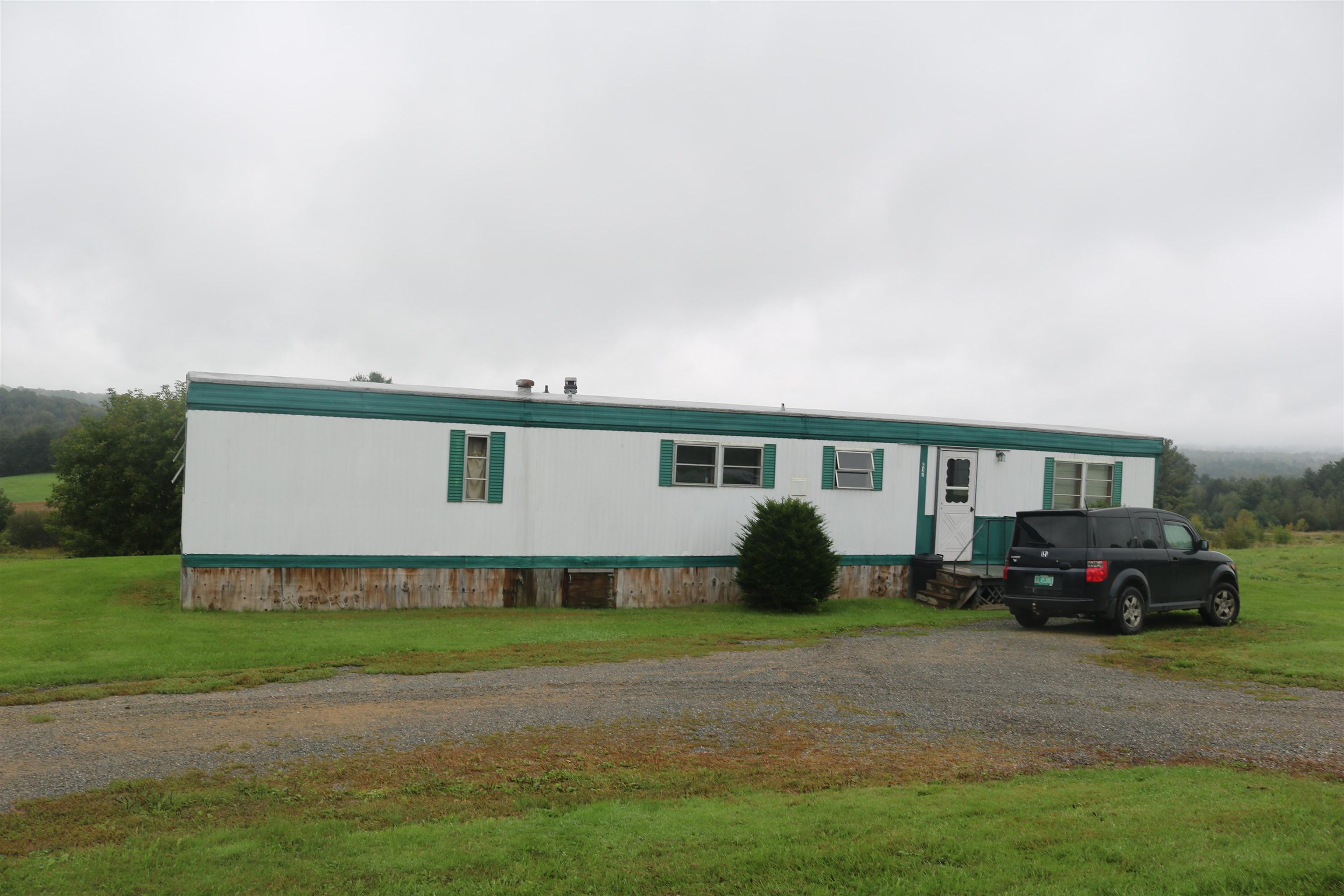 637 Pleasant Street Sheldon, VT 05450 - Photo 8 of 13