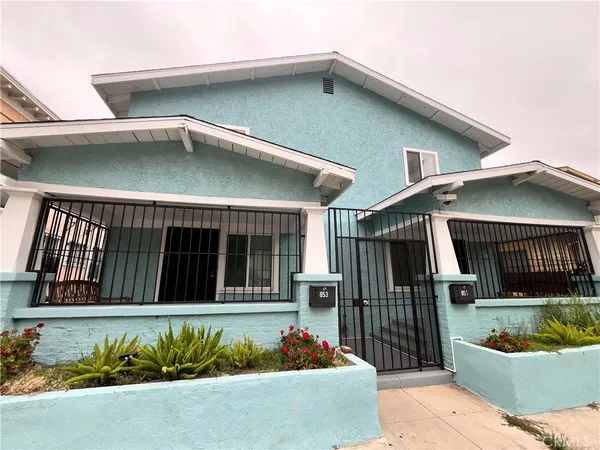 $1,300 | 851 West 40th Place, Los Angeles, CA 90037