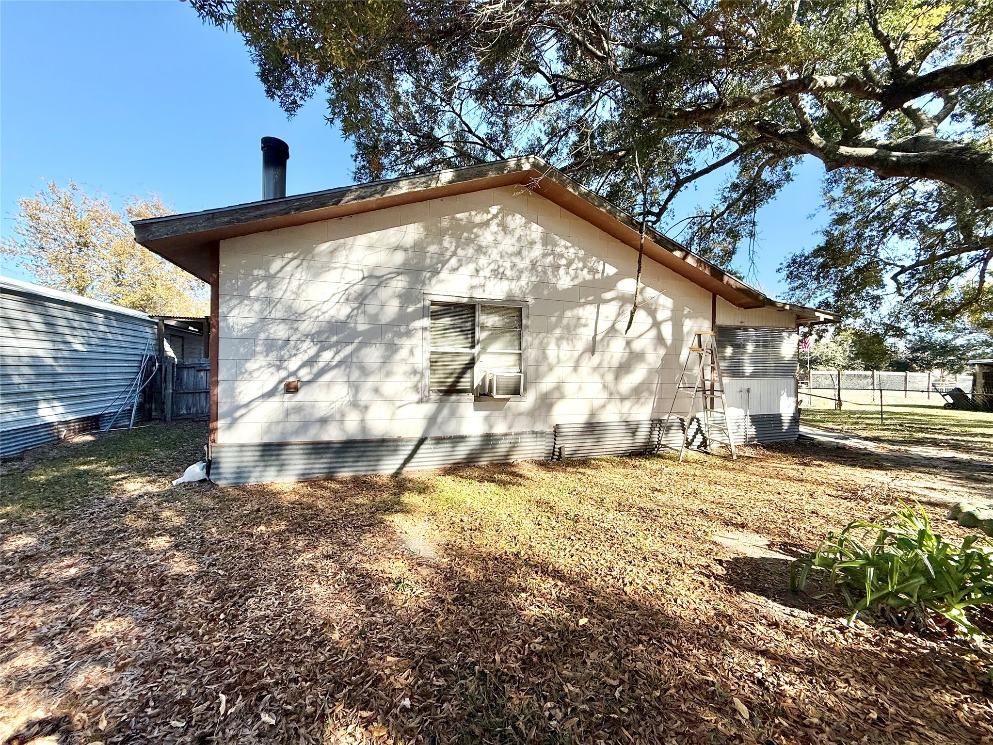 509 Franzen Road Winnie, TX 77665 - Photo 20 of 27