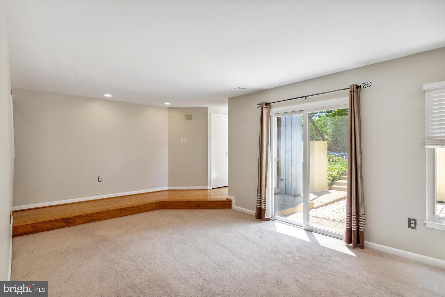11070 Saffold Way Reston, VA 20190 - Photo 3 of 17
