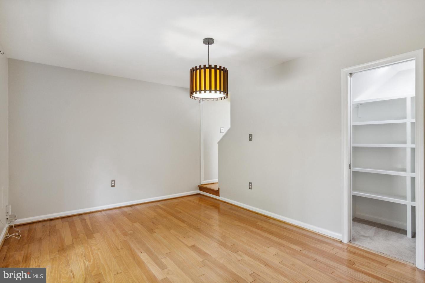 11070 Saffold Way Reston, VA 20190 - Photo 4 of 17