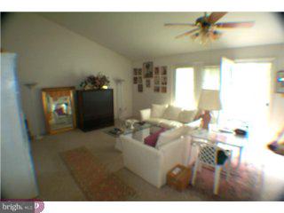 402 Merion Drive Sinking Spring, PA 19608 - Photo 4 of 6