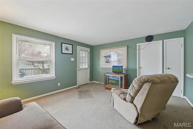 $115,000 | 7829 Utica Drive, Hanley Hills, MO 63133