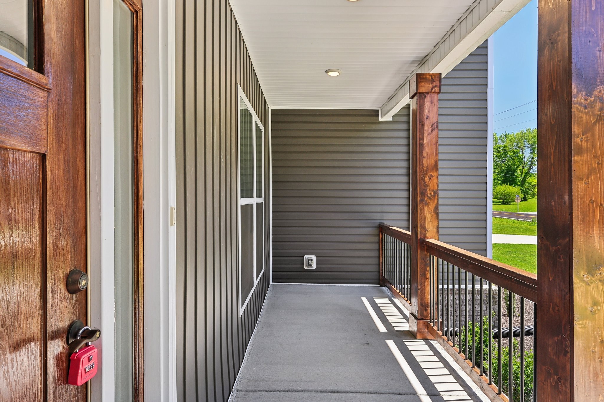 1373 Southside Road Southside, TN 37171 - Photo 4 of 56 a view of a balcony