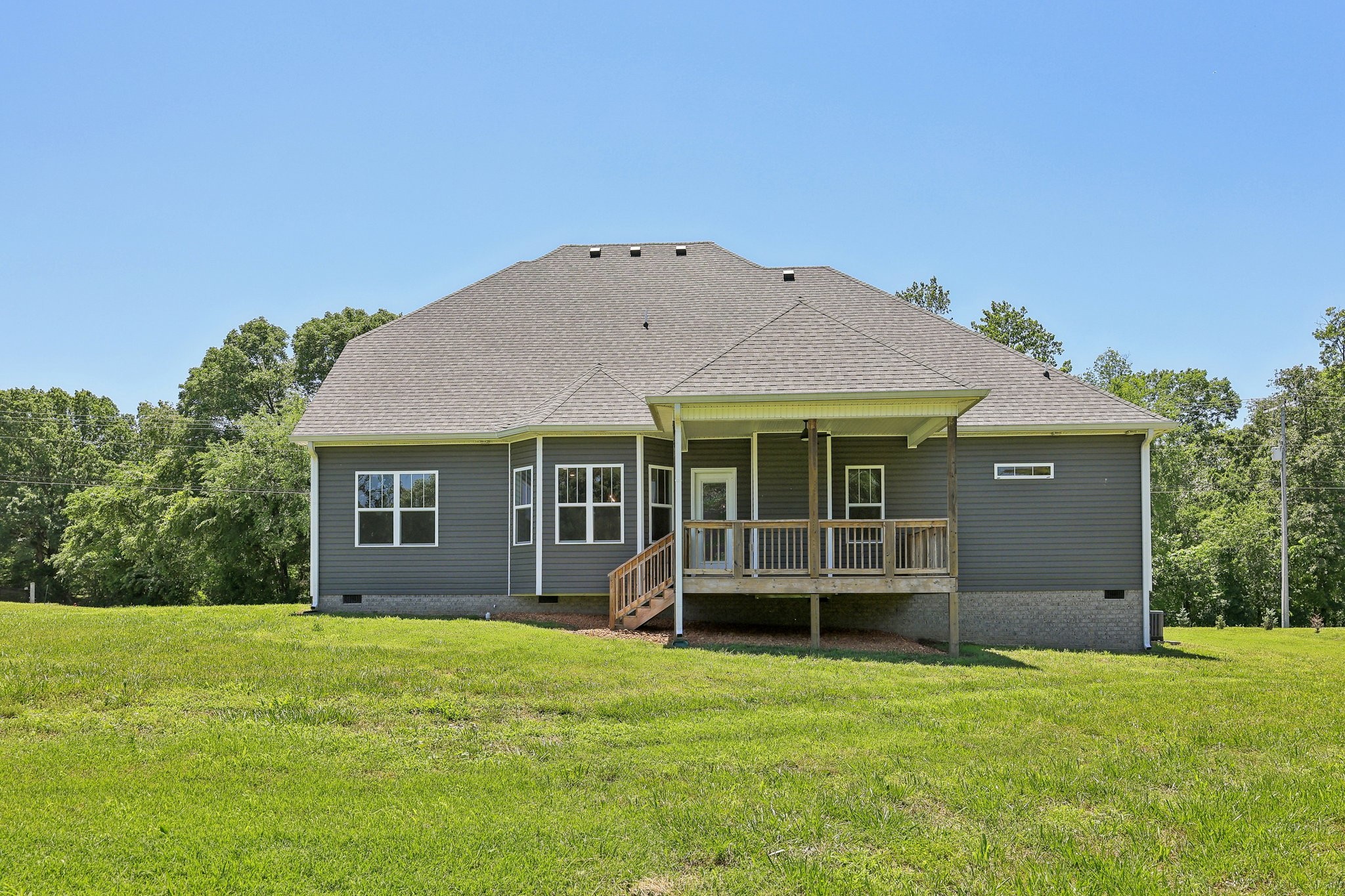 1373 Southside Road Southside, TN 37171 - Photo 46 of 56 front view of a house with a yard