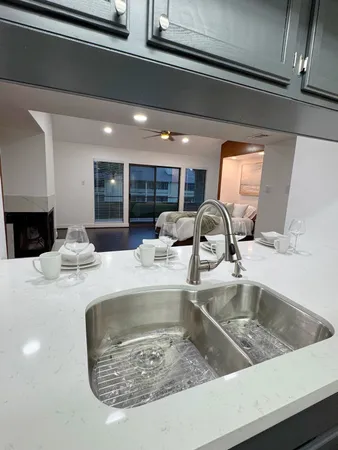 $99,999 | 14777 Wunderlich Drive, Unit 1108, Houston, TX 77069