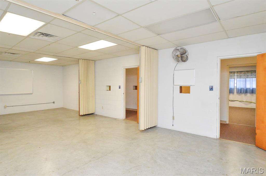 2904 Maryville Road Granite City, IL 62040 - Photo 17 of 45