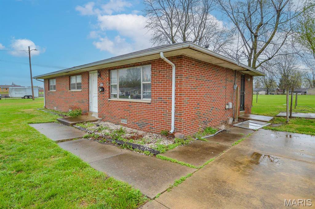 2904 Maryville Road Granite City, IL 62040 - Photo 30 of 45