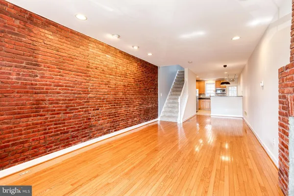 $2,500 | 3638 Keswick Road, Baltimore, MD 21211