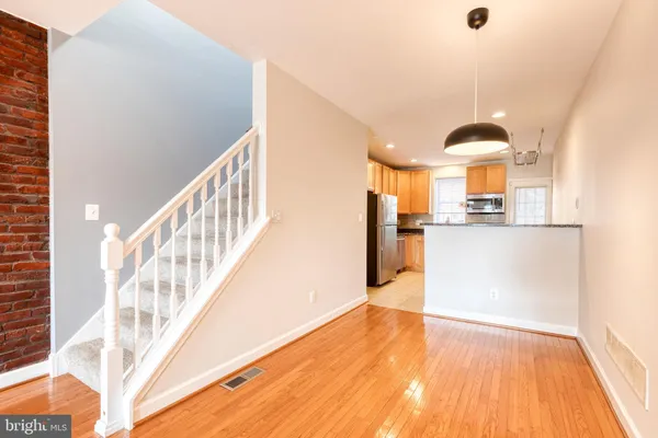 $2,500 | 3638 Keswick Road, Baltimore, MD 21211