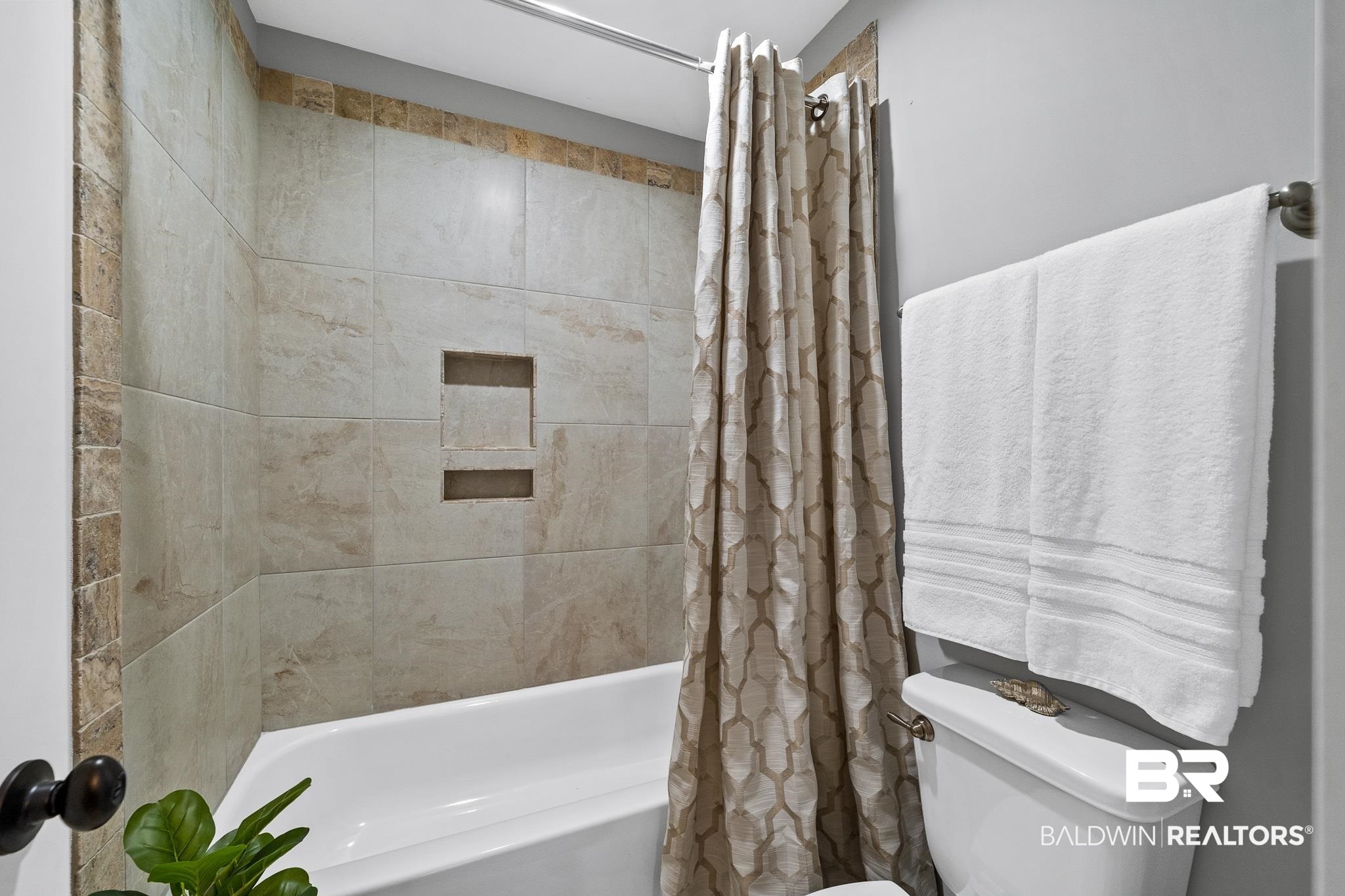 31787 Raven Court Daphne, AL 36527 - Photo 27 of 49