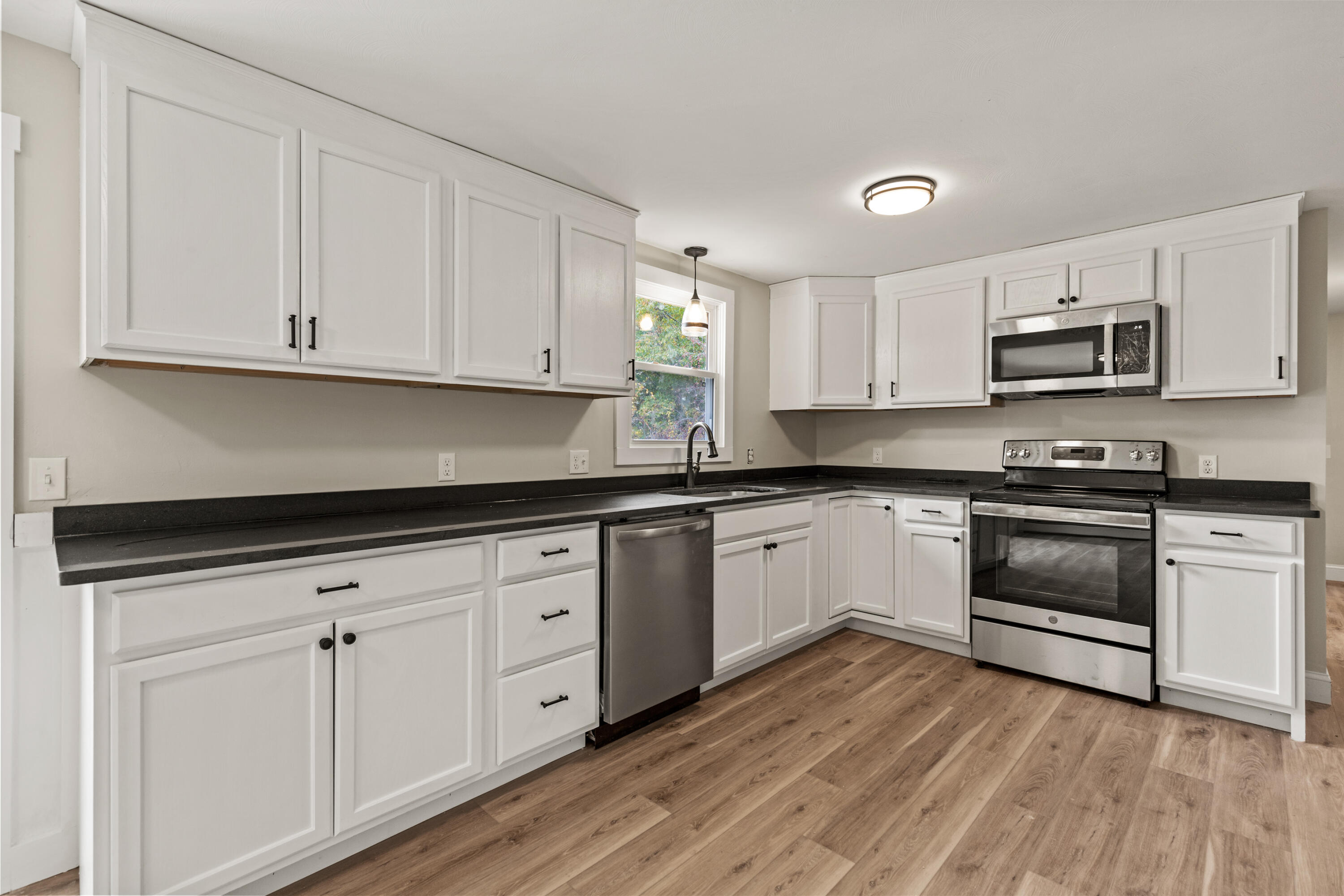 15 Watchic Road 4 Standish, ME 04084 - Photo 12 of 32 15 Watchic Road 408