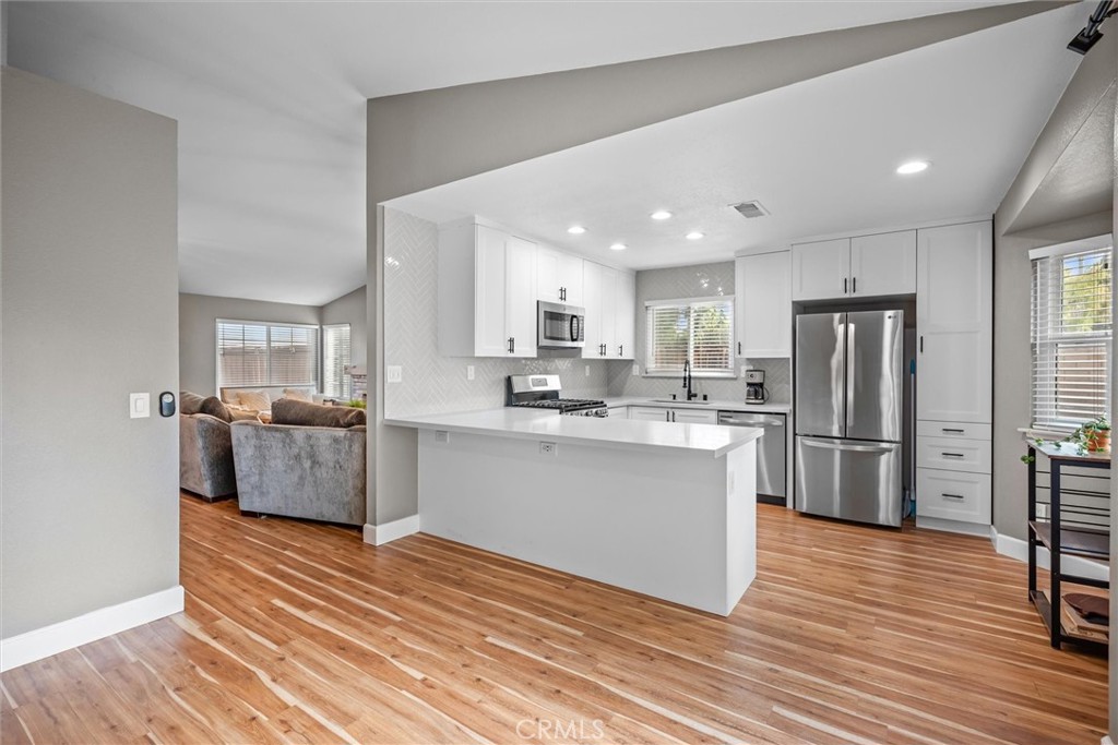 19288 White Dove Lane Riverside, CA 92508 - Photo 13 of 60