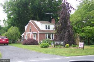 1726 Conard Road Lancaster, PA 17602 - Photo 1 of 17 Gallery Image 1