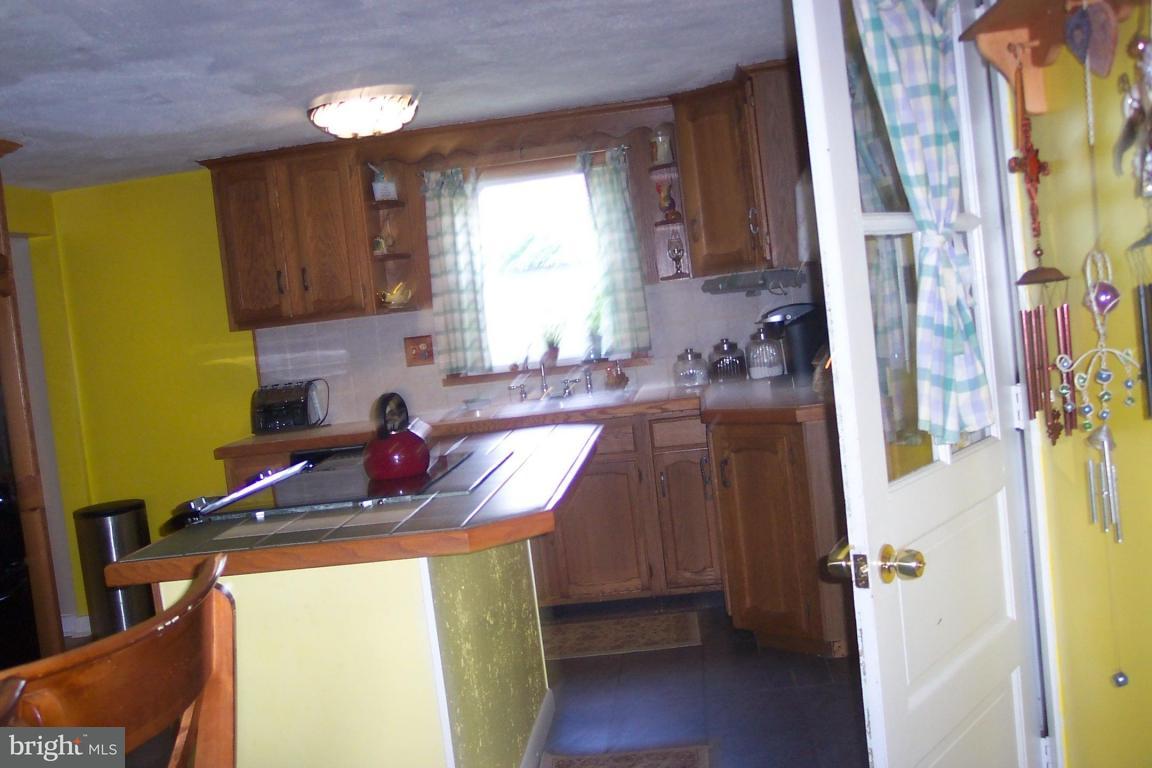 1726 Conard Road Lancaster, PA 17602 - Photo 12 of 17 Gallery Image 12
