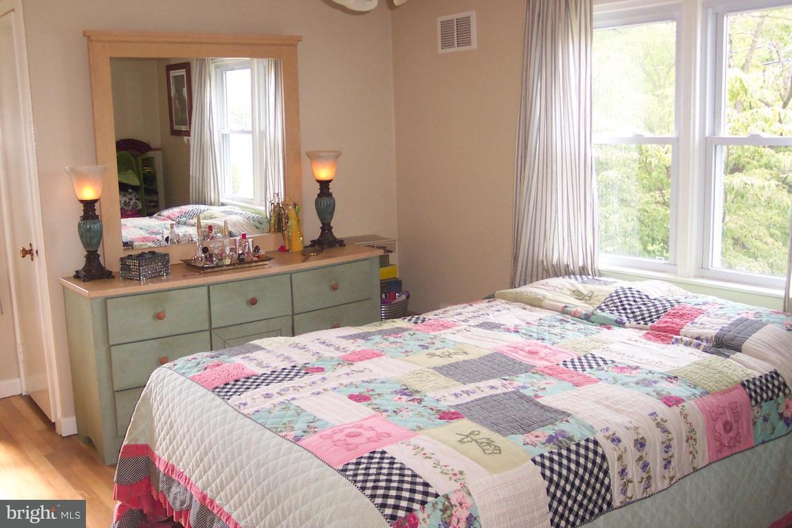 1726 Conard Road Lancaster, PA 17602 - Photo 14 of 17 Gallery Image 14