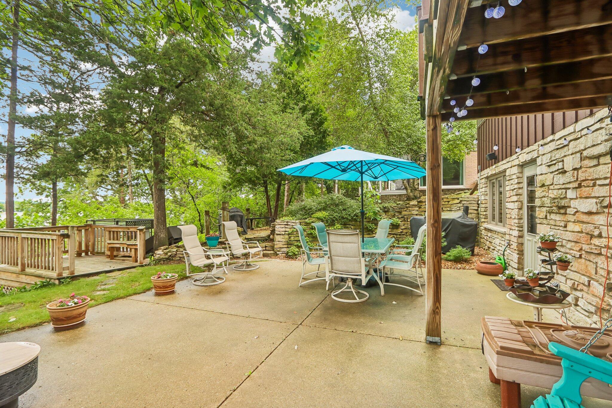 W322N6797 Wildwood Point Road Merton, WI 53029 - Photo 40 of 75 Lakeside patio