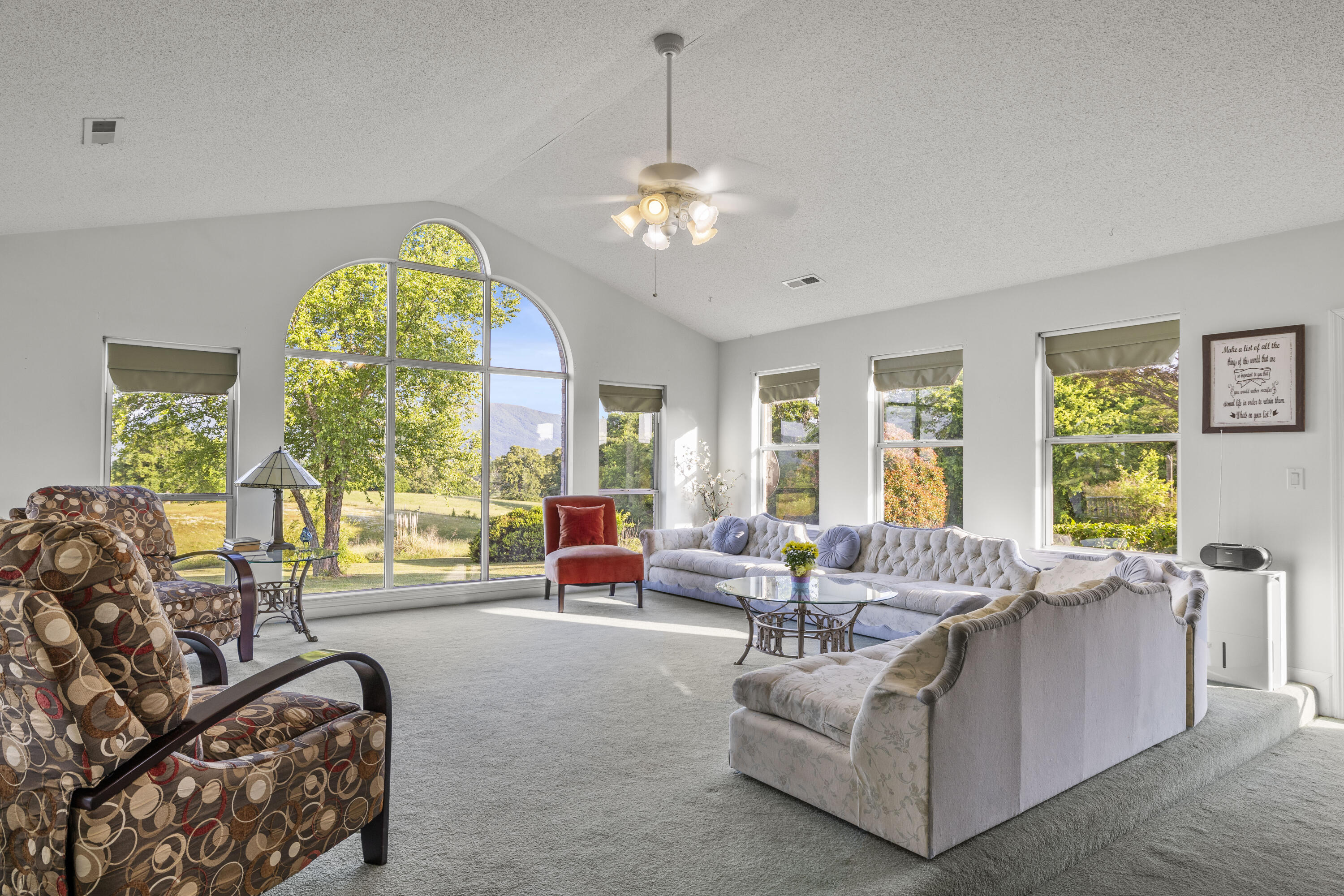 525 Ob Davis Road Delano, TN 37325 - Photo 11 of 41 Living Room