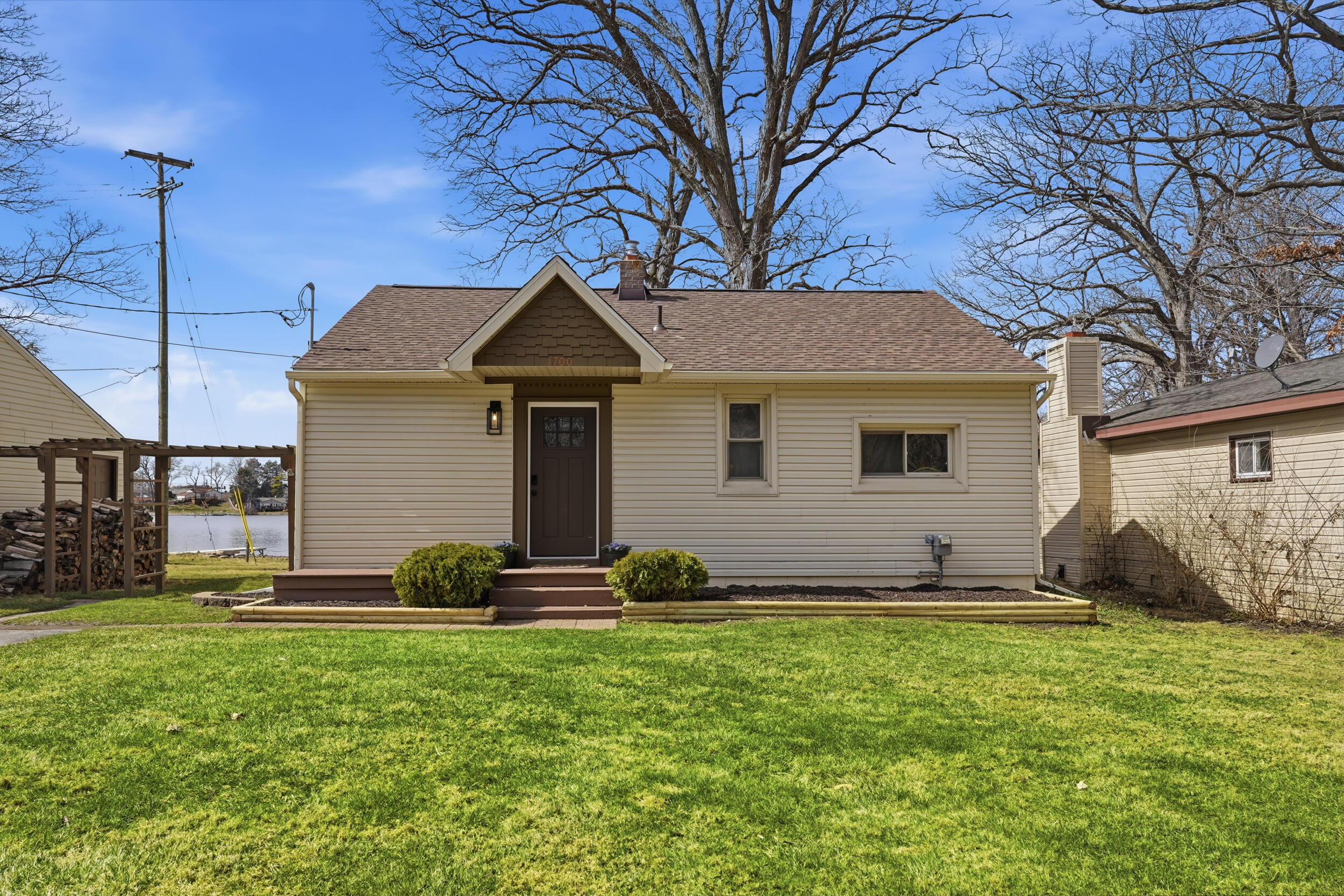 1700 South Hughes Road Brighton, MI 48114 - Photo 2 of 46 1700 s hughes rd-1