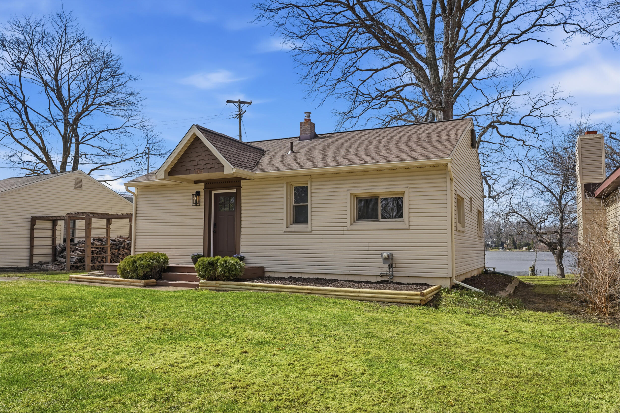 1700 South Hughes Road Brighton, MI 48114 - Photo 4 of 46 1700 s hughes rd-3