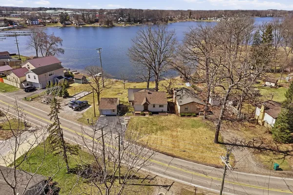 $435,000 | 1700 South Hughes Road, Brighton, MI 48114