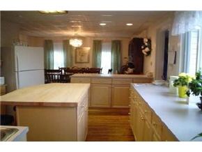 93 Horace Greeley Road Amherst, NH 03031 - Photo 2 of 9