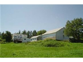 93 Horace Greeley Road Amherst, NH 03031 - Photo 3 of 9