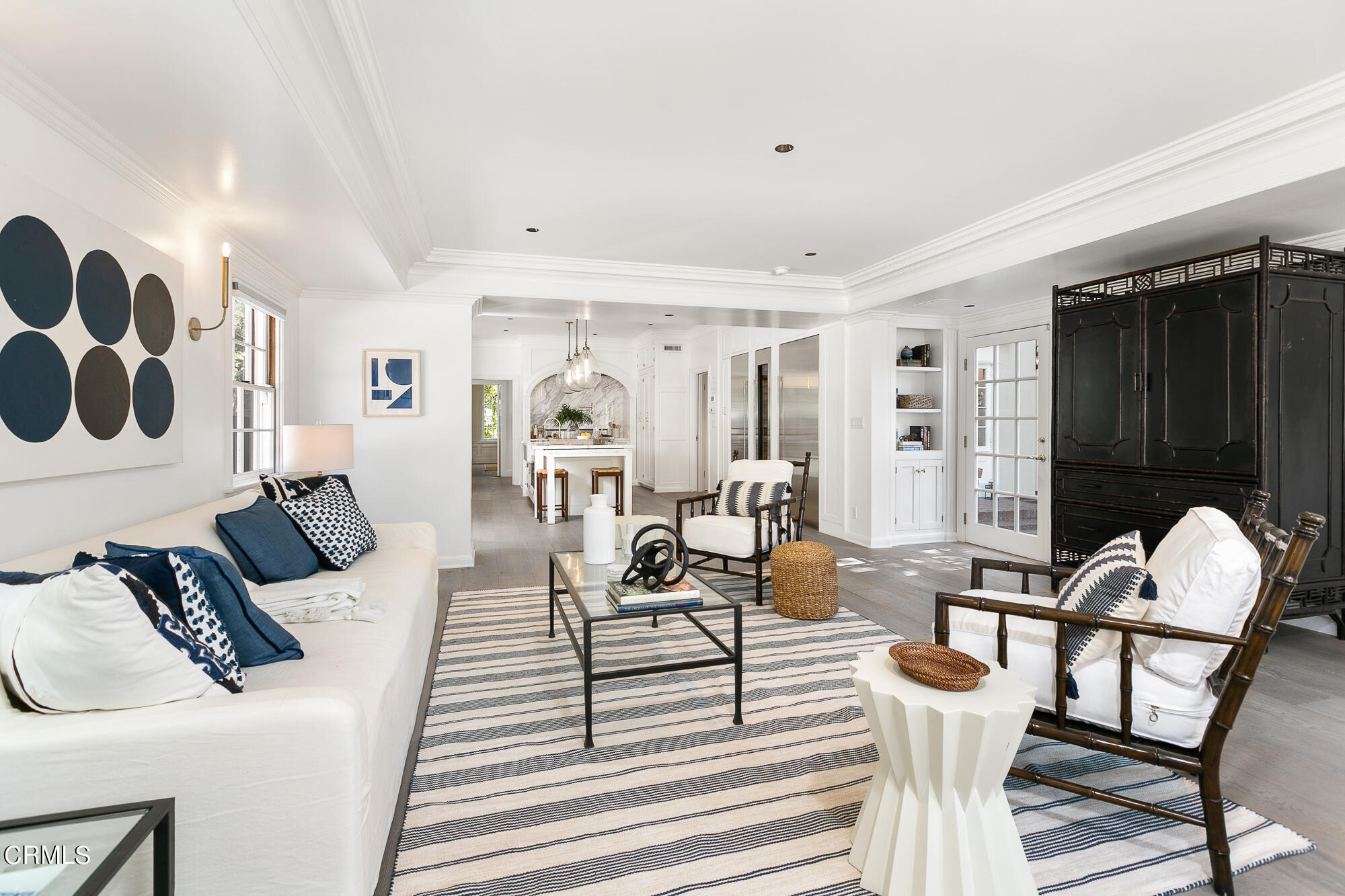 445 Prospect Square Pasadena, CA 91103 - Photo 22 of 55 a living room with furniture