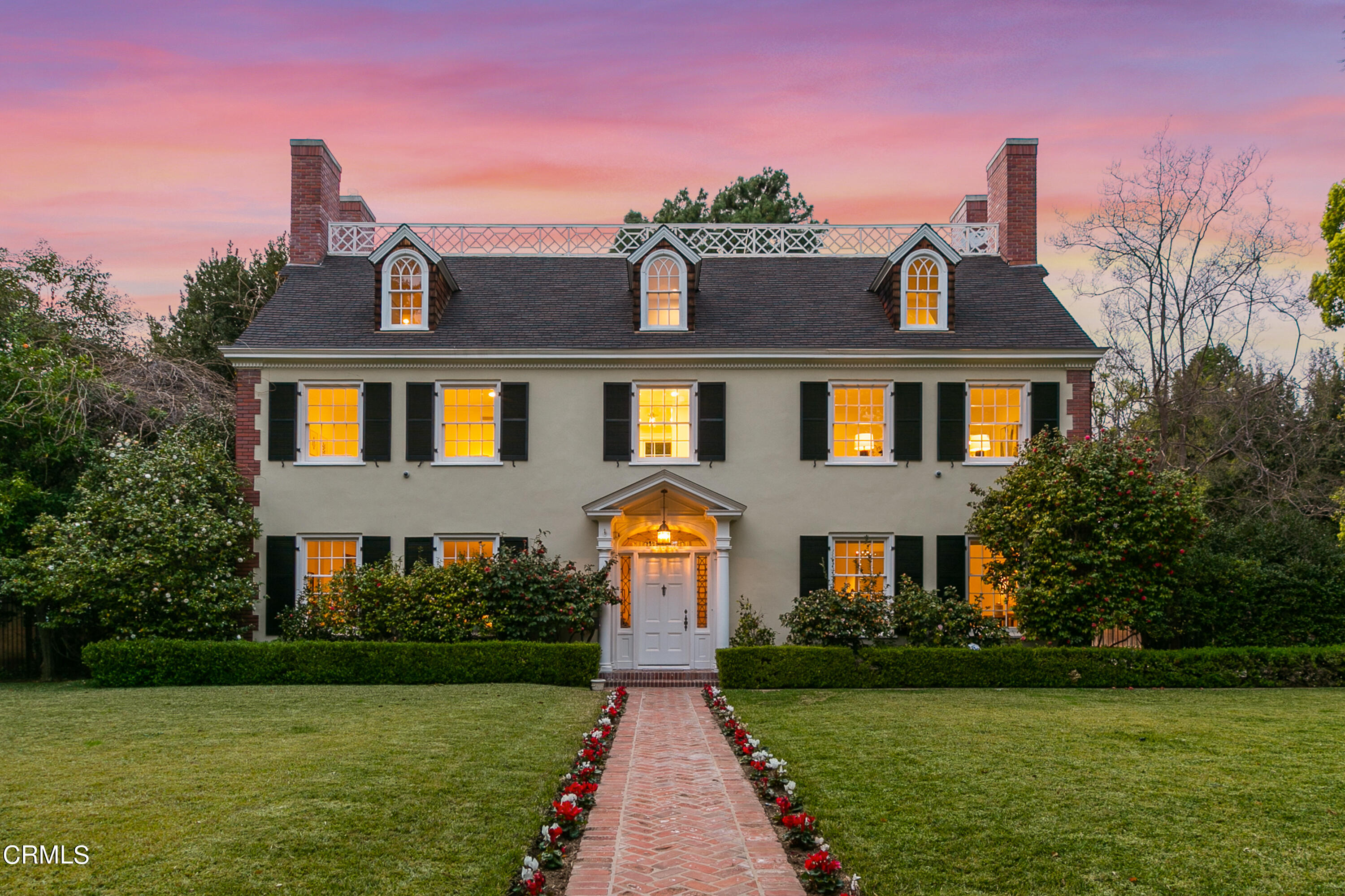 445 Prospect Square Pasadena, CA 91103 - Photo 45 of 55 a front view of a house with garden
