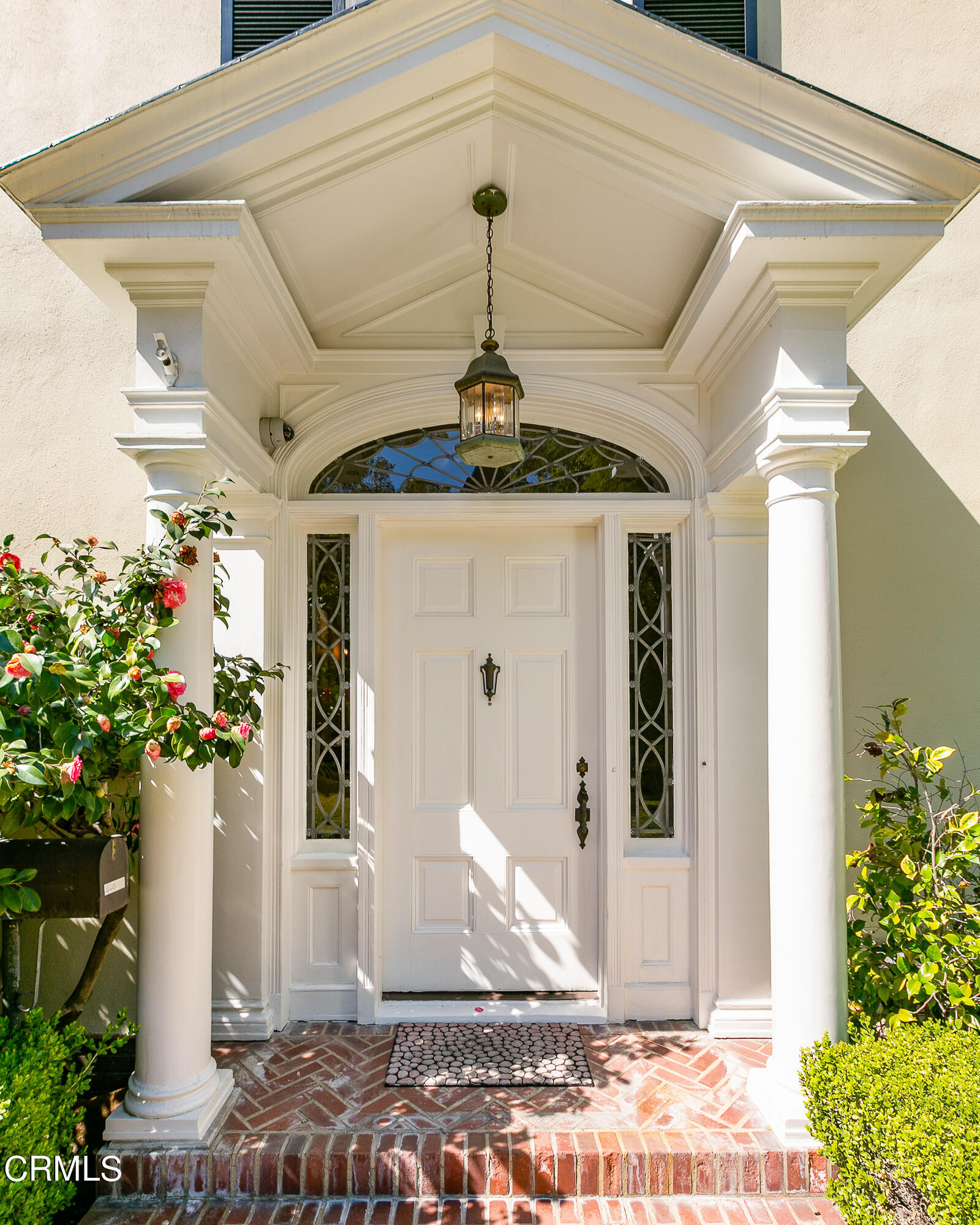 445 Prospect Square Pasadena, CA 91103 - Photo 5 of 55 a front view of a house