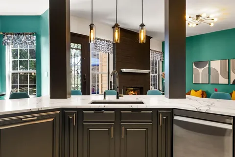 $535,000 | 4210 Edgeview Court, Grand Prairie, TX 75052