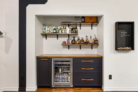 $535,000 | 4210 Edgeview Court, Grand Prairie, TX 75052