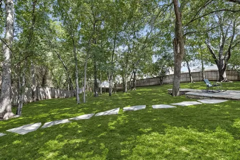 $535,000 | 4210 Edgeview Court, Grand Prairie, TX 75052