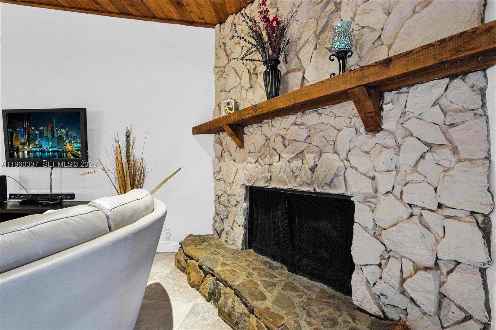 5021 Southwest 168th Avenue Southwest Ranches, FL 33331 - Photo 13 of 88