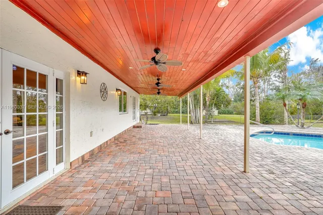 $1,660,000 | 5021 Southwest 168th Avenue, Southwest Ranches, FL 33331