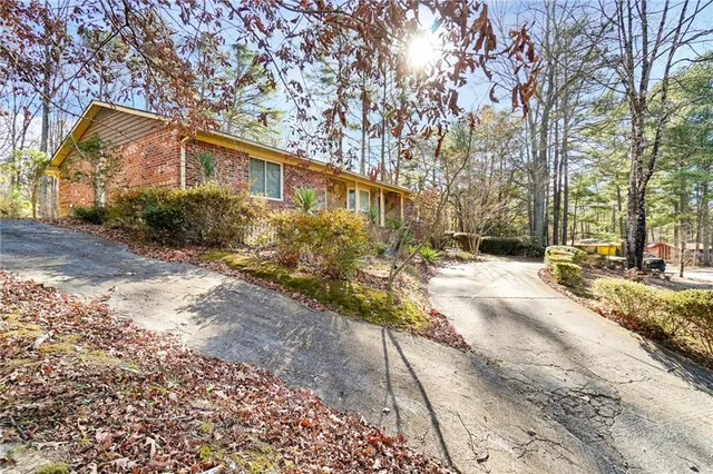 $3,800 | 648 Cativo Drive Southwest, Atlanta, GA 30311