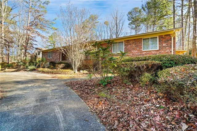 $3,800 | 648 Cativo Drive Southwest, Atlanta, GA 30311
