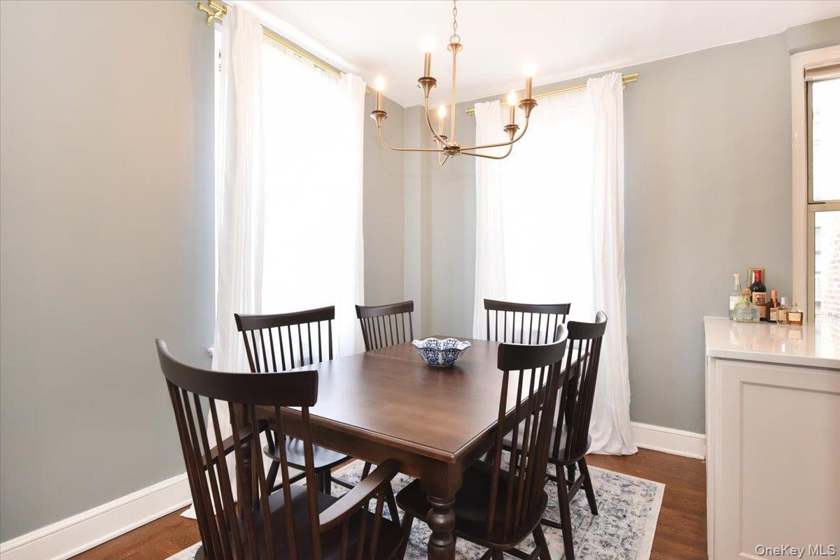 8 Barstow Road, Unit 6D Great Neck, NY 11021 - Photo 20 of 41 Kitchen