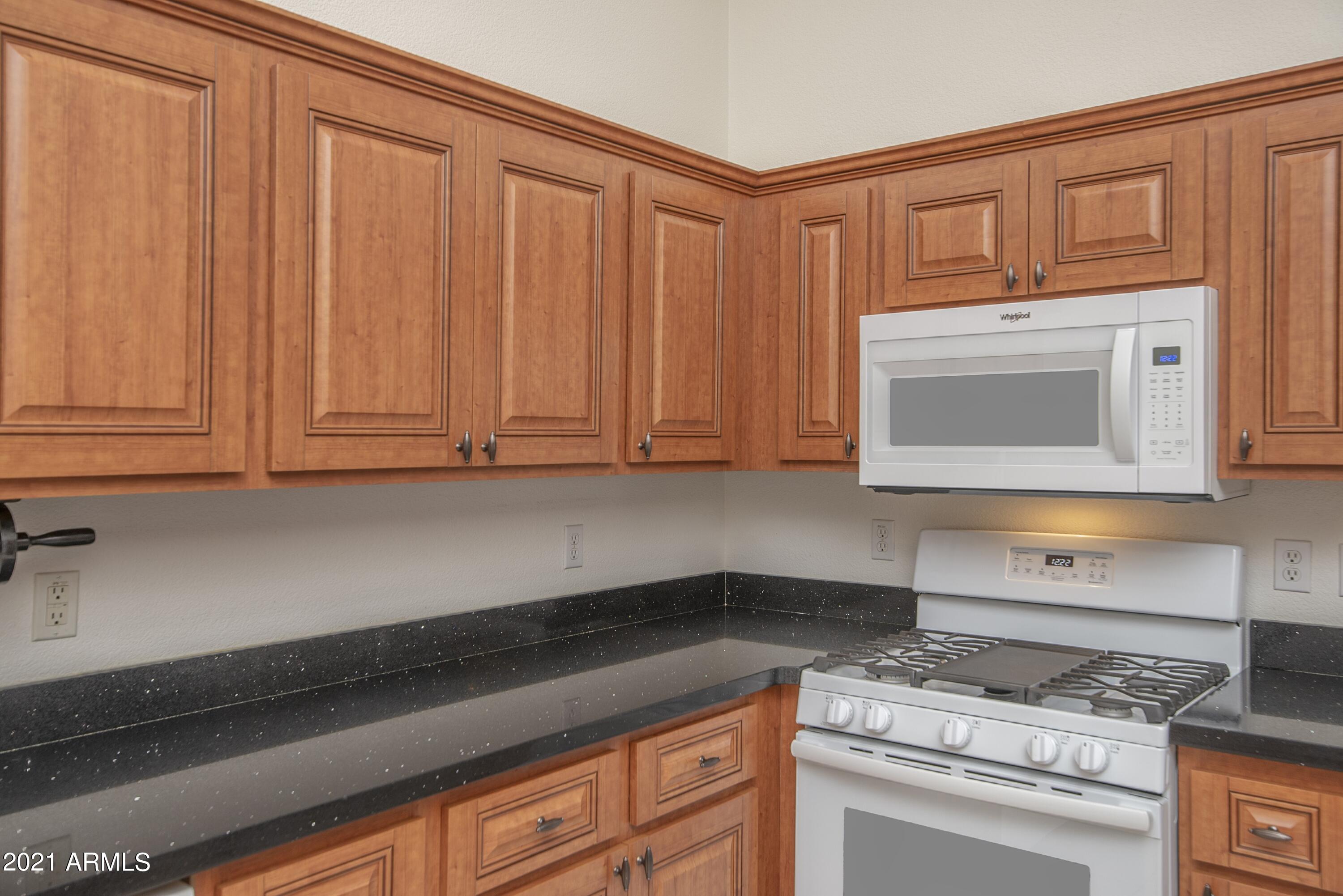 15561 Piccadilly Road Goodyear, AZ 85395 - Photo 8 of 22 008_Kitchen Detail