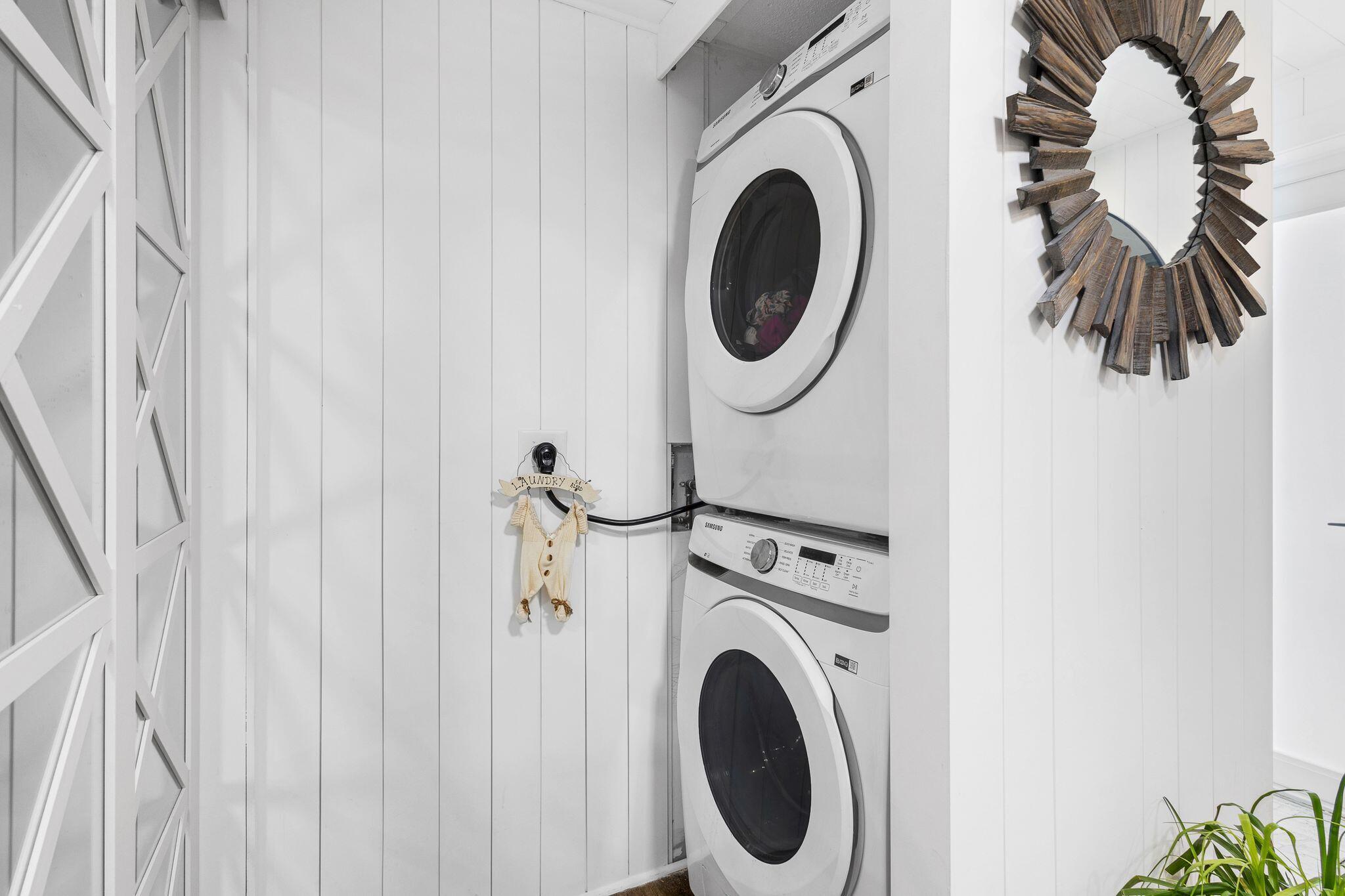 226 Bamboo Road Palm Beach Shores, FL 33404 - Photo 21 of 39 a utility room with dryer and washer