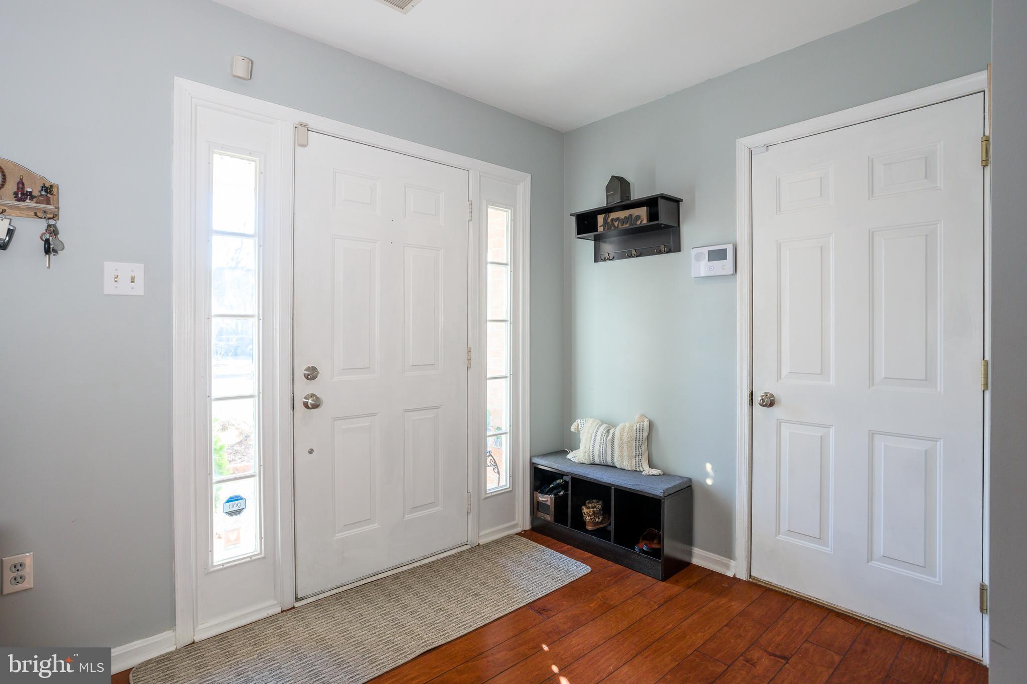 5252 Lightfoot Path Columbia, MD 21044 - Photo 2 of 36
